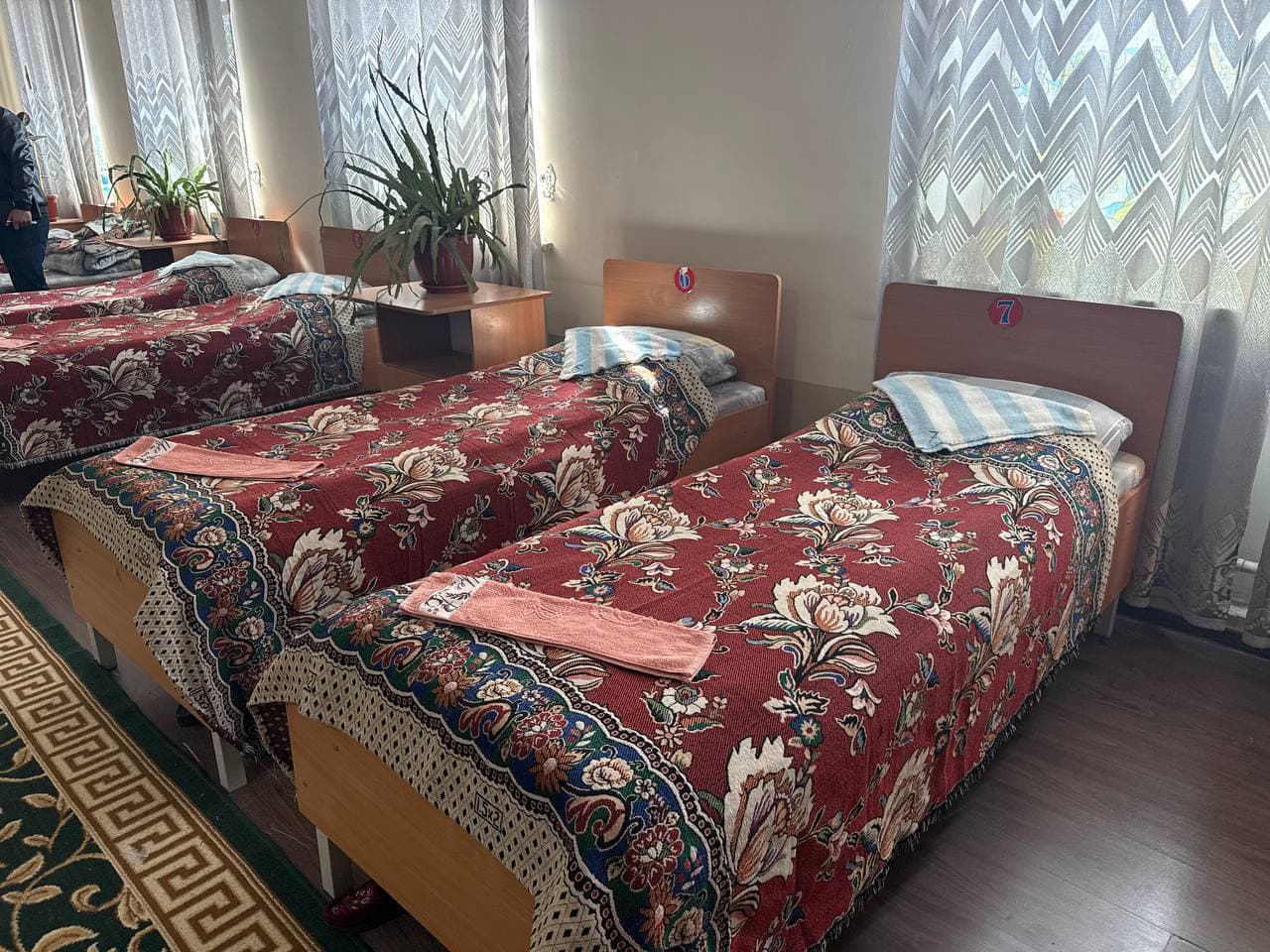 Namangan viloyatiga qilingan monitoring tashrifi davomida Bolalar ombudsmani To‘raqo‘rg‘on tumanida joylashgan 48-sonli “Aqli zaif bolalar uchun”ixtisoslashtirilgan maktab internatida bo‘ldi.