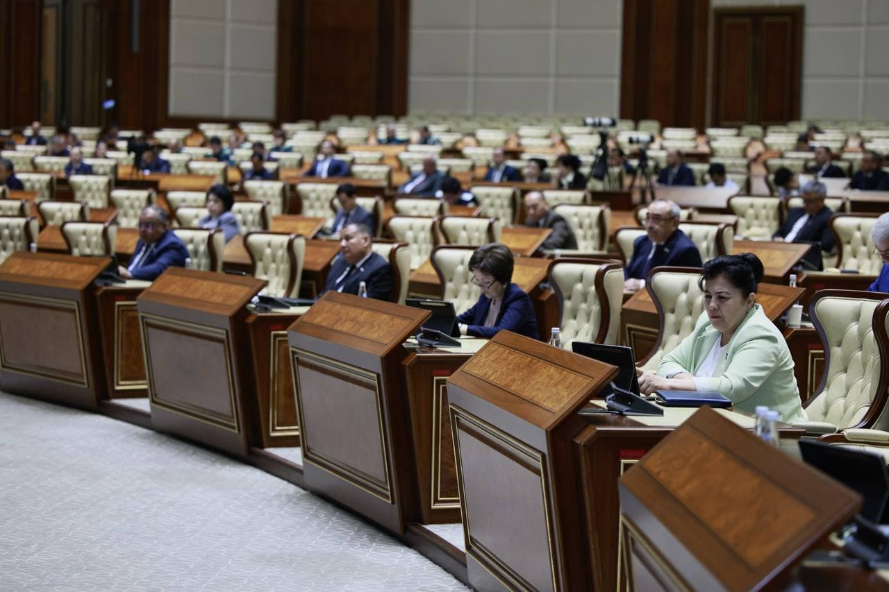 19-may kuni Oliy Majlis Senatining navbatdagi yalpi majlisida Bola huquqlari bo‘yicha vakilning bola huquqlari to‘g‘risidagi qonunchilikka davlat organlari tomonidan rioya etilishi haqidagi ma’ruzasi ko‘rib chiqildi.