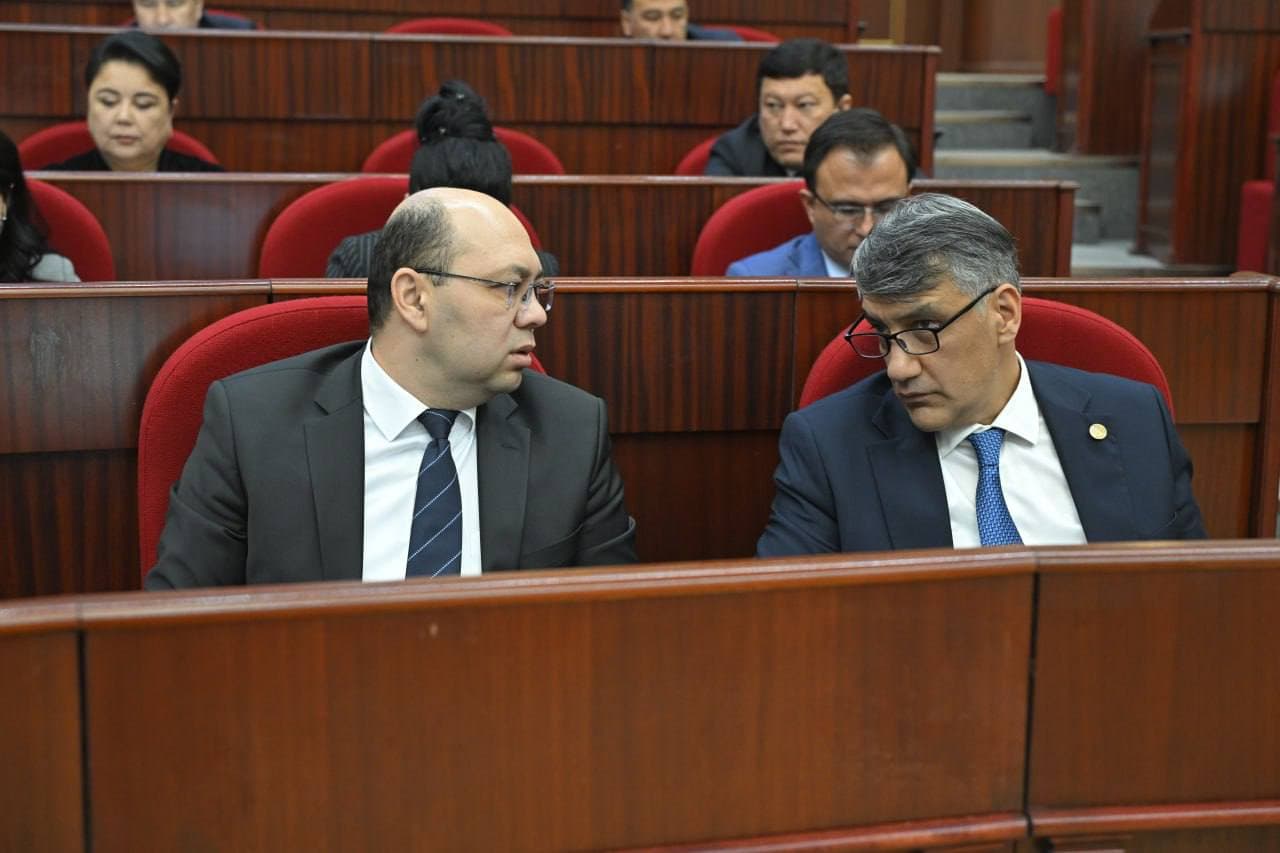 Oliy Majlis Qonunchilik palatasining navbatdagi majlisida  bolalarni zo‘ravonlikning barcha shakllaridan himoya qilish tizimini takomillashtirishga qaratilgan qonun loyihasi ko‘rib chiqildi.