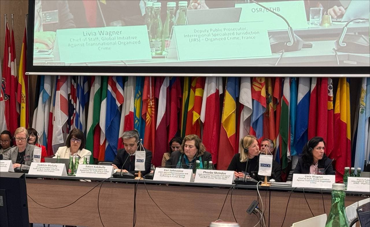 Oliy Majlisning Bola huquqlari bo‘yicha vakili 20-21-aprel kunlari Avstriyaning Vena shahrida bo‘lib o‘tayotgan "Majburiy jalb qilish shaklidagi jinoyatchilikning o‘sib borishi: xavfsizlik tizimidagi mavjud zaif nuqtalarni bartaraf etish" mavzusida YXHT tomonidan tashkil qilingan Odam savdosiga qarshi Alyansining 26-Konferensiyasida ishtirok etdi.