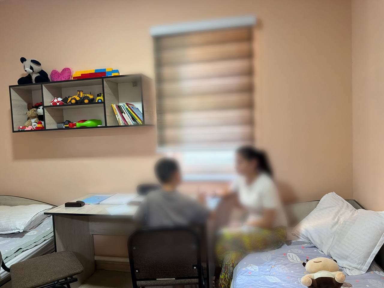 Bolalar ombudsmani Samarqand viloyatida monitoring doirasidagi
navbatdagi manzil — SOS O‘zbekiston Bolalar mahallalari uyushmasining Samarqand shahar filiali bo‘ldi.