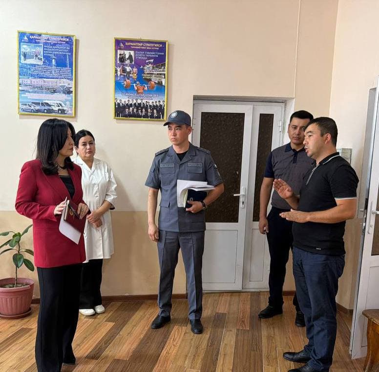 Bolalar ombudsmani monitoring safari doirasida Samarqand viloyat IIB huzuridagi Voyaga yetmaganlarga ijtimoiy-huquqiy yordam ko‘rsatish markazida o‘rganish olib bordi.