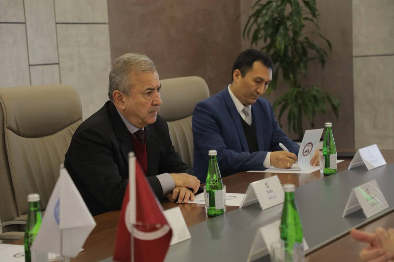 Oliy Majlisning Bola huquqlari bo‘yicha vakili (Bolalar ombudsmani) hamda Jahon iqtisodiyoti va Diplomatiya universiteti o‘rtasida hamkorlik memorandumi imzolandi.