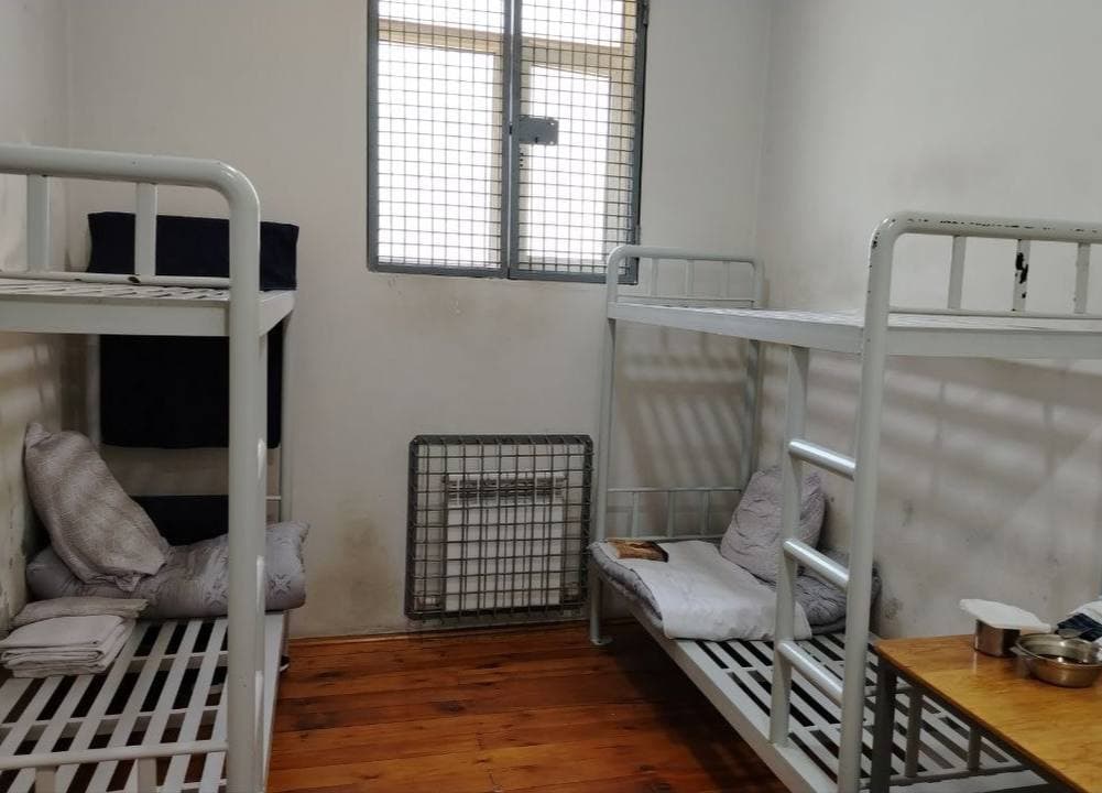 Bolalar ombudsmani Toshkent shahar IIBB vaqtincha saqlash hibsxonasida monitoring o‘rganishini olib bordi.