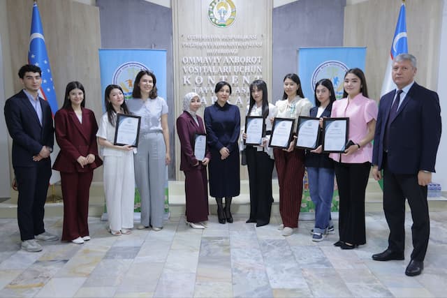 Bolalar ombudsmani Prezident Administratsiyasi huzuridagi Ommaviy axborot vositalari uchun kontent tayyorlash markazi bilan hamkorlikda tashkil etgan “Bola huquqlariga oid masalalarni yoritishda malakali jurnalistik yondashuv” mavzusida amaliy seminar-trening bo‘lib o‘tdi.