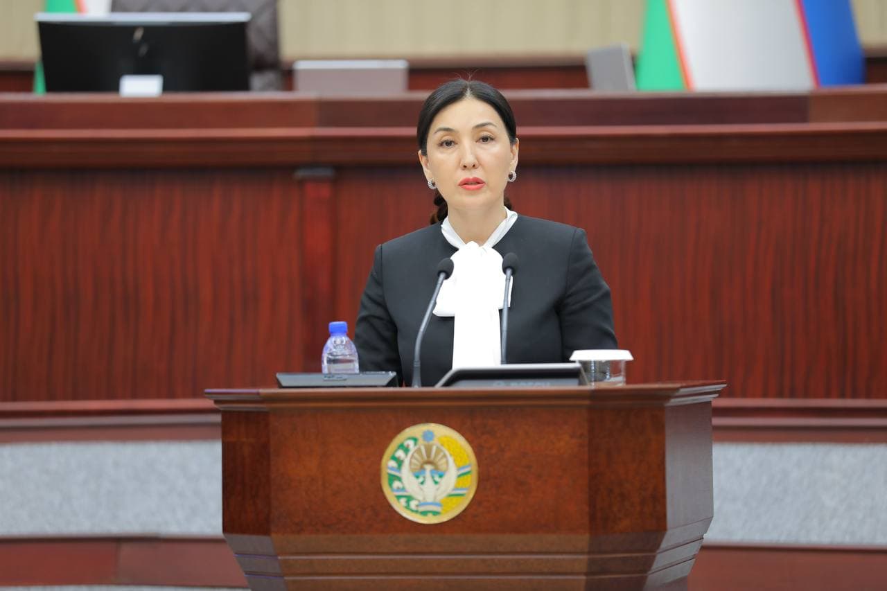 Oliy Majlisi Qonunchilik palatasining navbatdagi yalpi majlisida Bolalar ombudsmani tomonidan taqdim etilgan parlament oldidagi ma’ruzasi ko‘rib chiqildi.