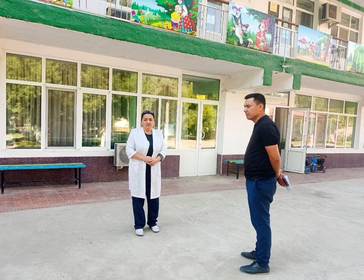 Bolalar ombudsmanining Samarqand viloyatidagi mintaqaviy vakili monitoring tashrifi bilan Samarqand shahrida joylashgan "1-sonli maxsus maktab hamda viloyat Bolalar uyida bo‘lib, bolalar muassasalari faoliyati hamda shart-sharoitlari bilan tanishdi.