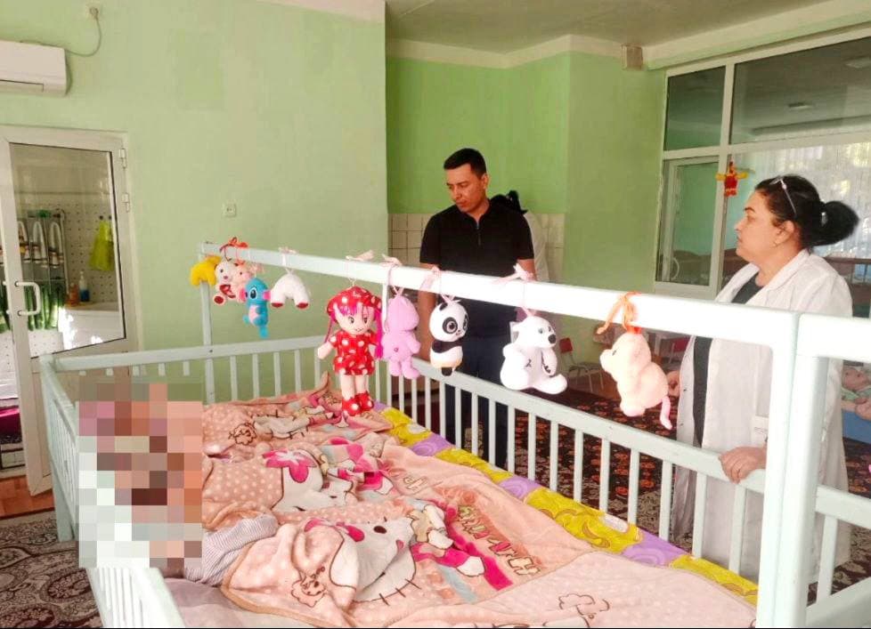 Bolalar ombudsmanining Samarqand viloyatidagi mintaqaviy vakili monitoring tashrifi bilan Samarqand shahrida joylashgan "1-sonli maxsus maktab hamda viloyat Bolalar uyida bo‘lib, bolalar muassasalari faoliyati hamda shart-sharoitlari bilan tanishdi.