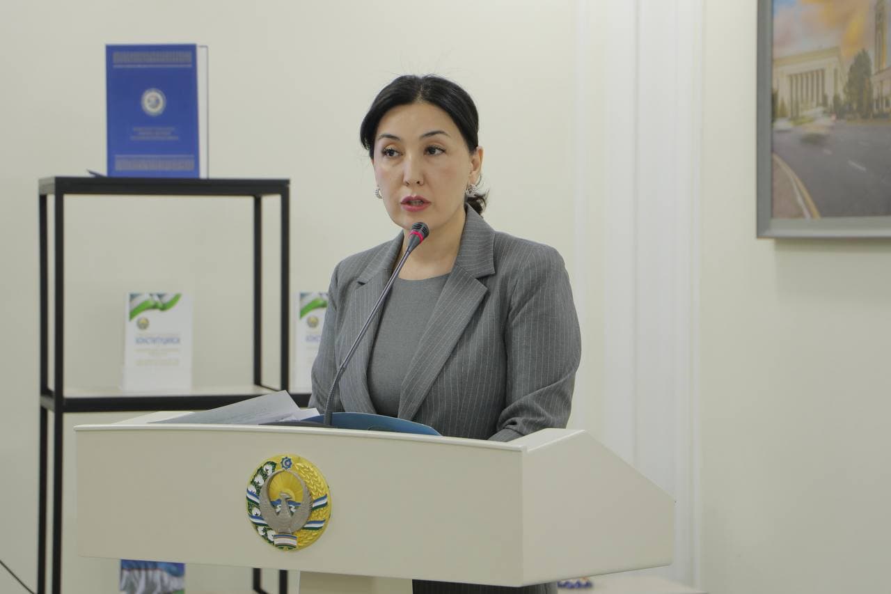 Oliy Majlis Qonunchilik palatasining Demokratik institutlar va fuqarolik jamiyatini rivojlantirish masalalari qo‘mitasi tomonidan Bola huquqlari bo‘yicha vakil (Bolalar ombudsmani)ning “Bolalarning odil sudlovdan foydalanish imkoniyatlarini ta’minlashning ayrim masalalari to‘g‘risida”gi maxsus ma’ruzasi ko‘rib chiqildi.