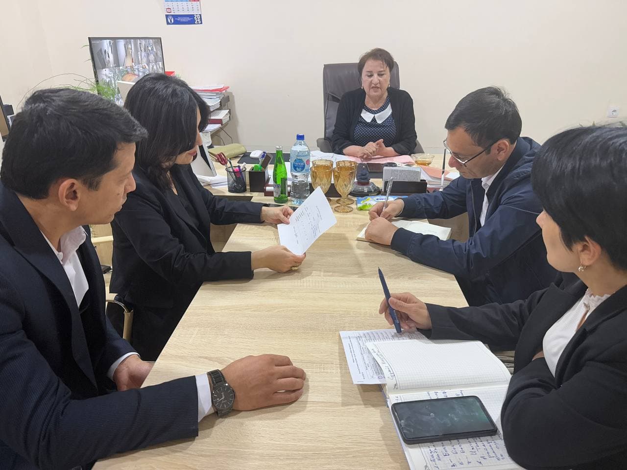 Bolalar ombudsmani monitoring davomida Forish tumani Tibbiyot birlashmasi Bolalar bo‘limida bo‘lib, 9-10 oktyabr kunlari sog‘lig‘idan shikoyat bilan murojaat etgan bog‘cha tarbiyalanuvchilarni davolash jarayoni va holatga oid hujjatlarni o‘rgandi.